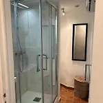 D&t Riviera Апартаменти *