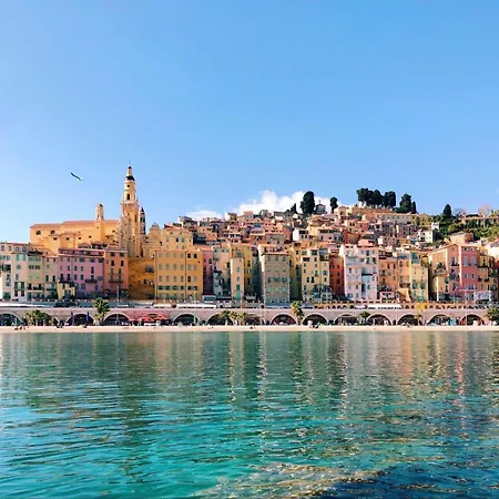 D&t Riviera מנטון